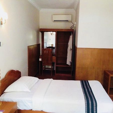 Manisanda Hotel Bagan Bagian luar foto