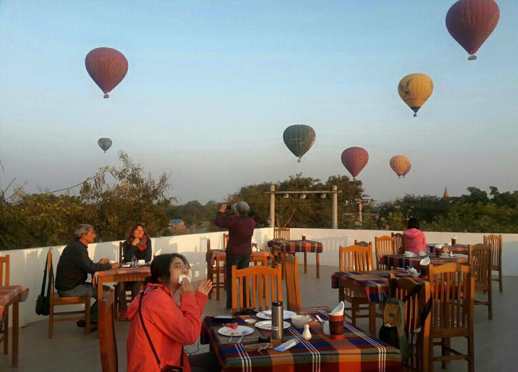 Manisanda Hotel Bagan Bagian luar foto
