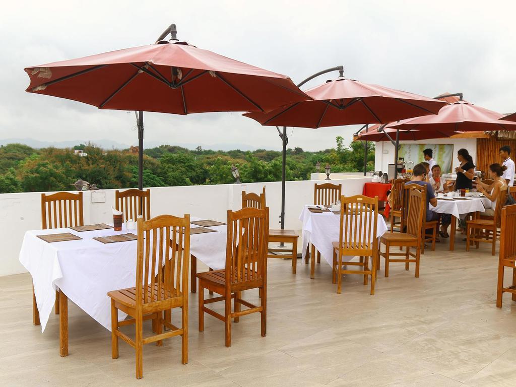 Manisanda Hotel Bagan Bagian luar foto